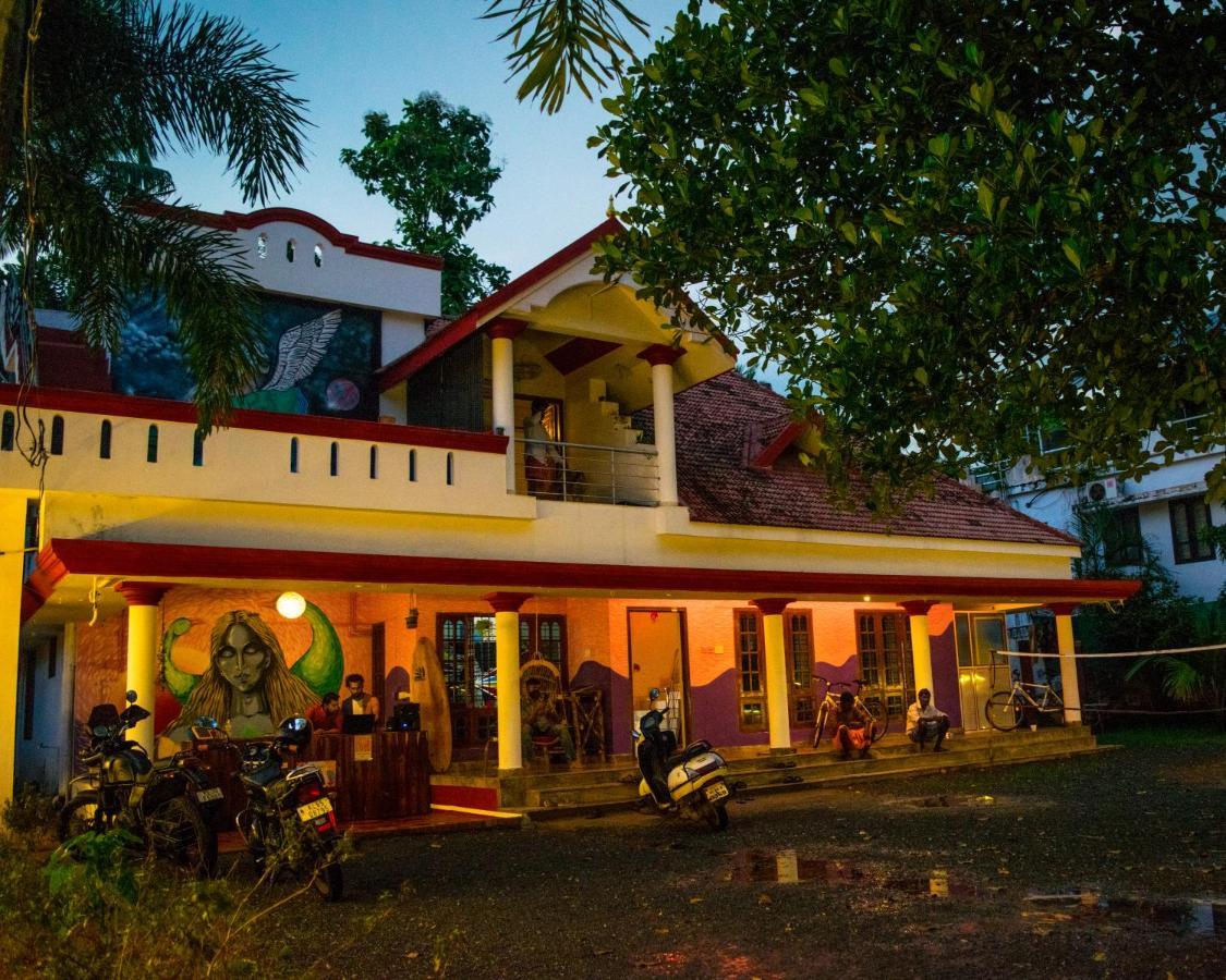 Hostelexp, Varkala - A Beach Town Hostel 外观 照片