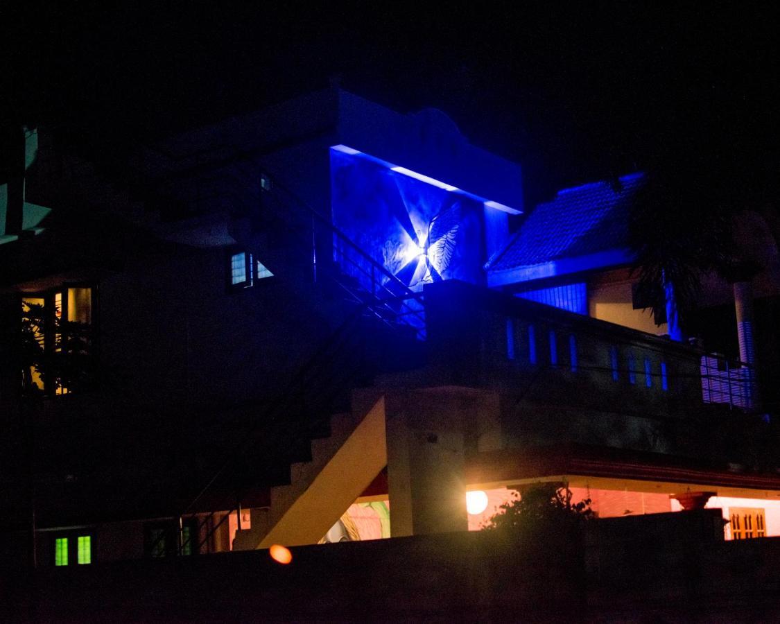 Hostelexp, Varkala - A Beach Town Hostel 外观 照片